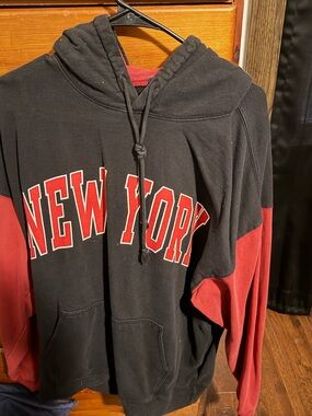 Brandy Melville Black and Red "New York" Hooded Pullover